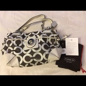 Coach Peyton Carryall espresso parchment